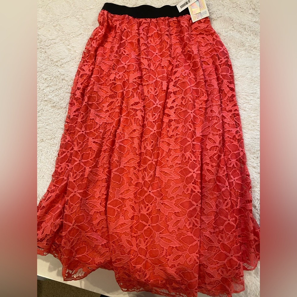 LuLaRoe Lucy lace skirt